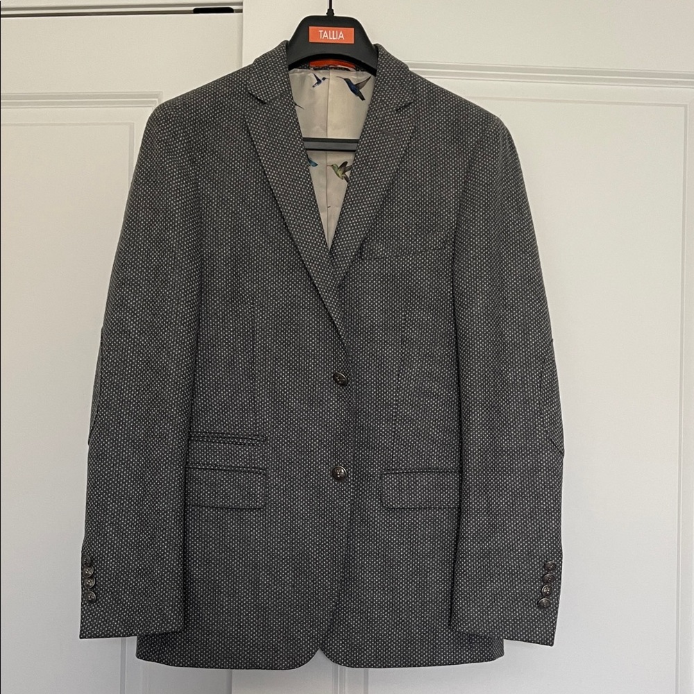 TALLIA Charcoal Textured Blazer
